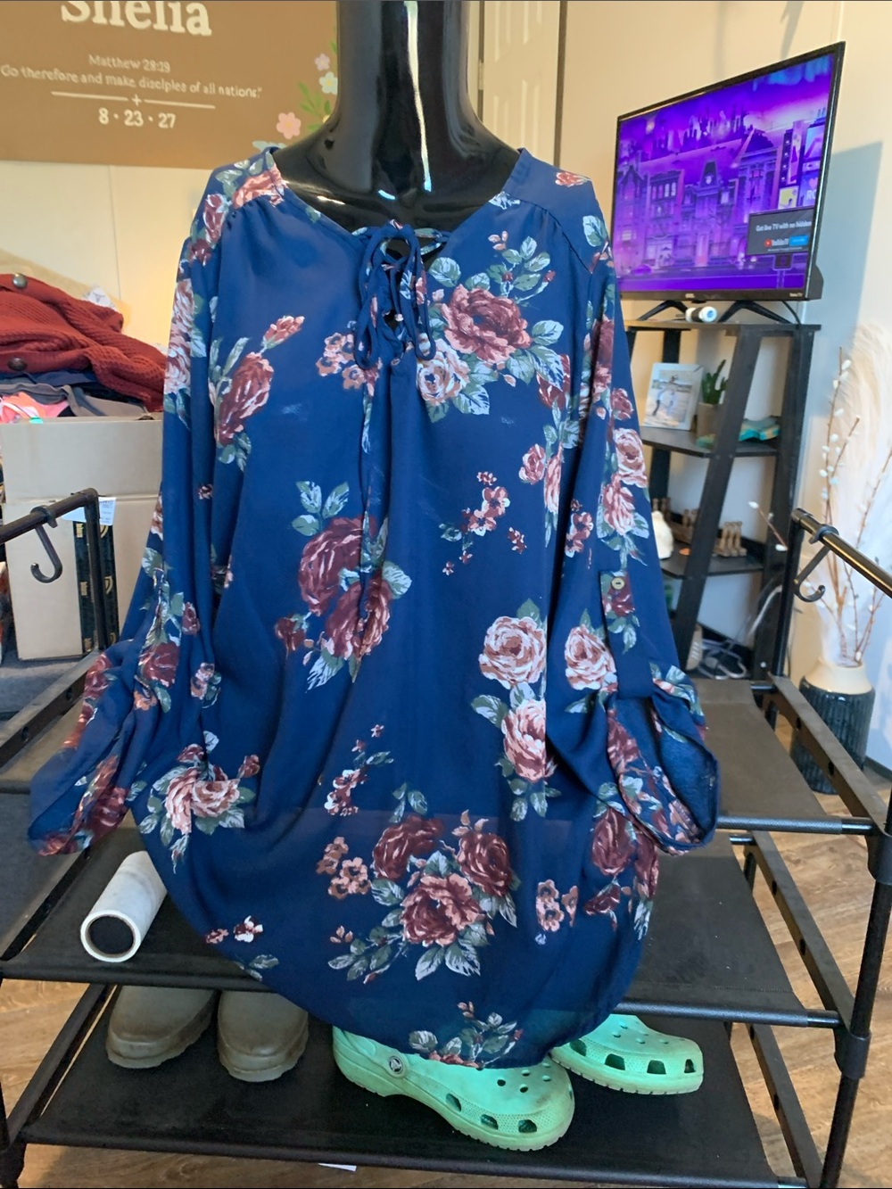 #114 Rue21 Navy Blue Floral Tie-Neck Tunic